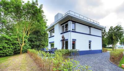Villa 10