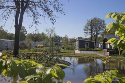 Holiday homes on the water at the EuroParcs Reestervallei holiday park