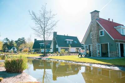 Detached holiday homes on the water at holiday park Europarcs de Achterhoek
