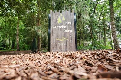 Entrance of the Het Verscholen Dorp holiday park