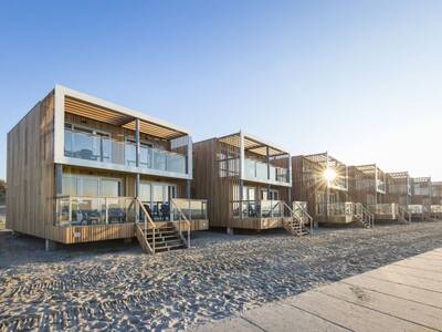 Beach Villas on the beach directly by the sea at Roompot Beach Villas Hoek van Holland