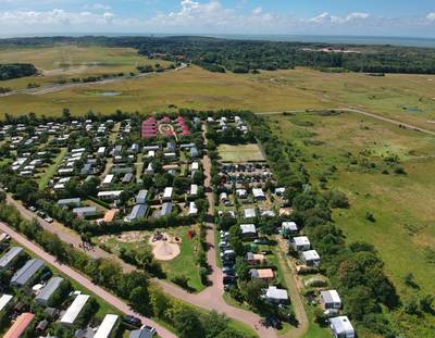 luchtfoto Vakantiepark Ginsterveld