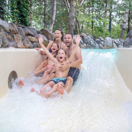 Enjoy a swim in the white water course of the Aqua Mundo in Center Parcs Bispinger Heide