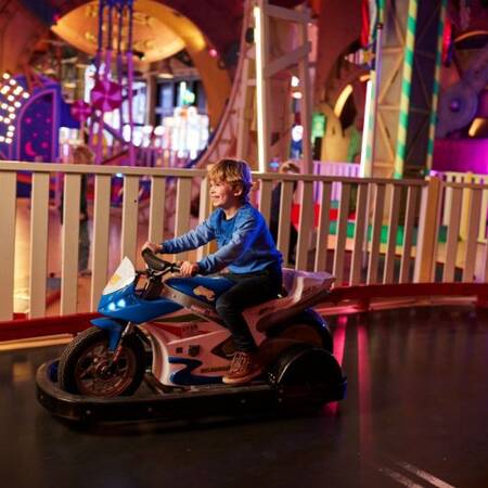 Mini cars: electric cars for children at Center Parcs De Huttenheugte