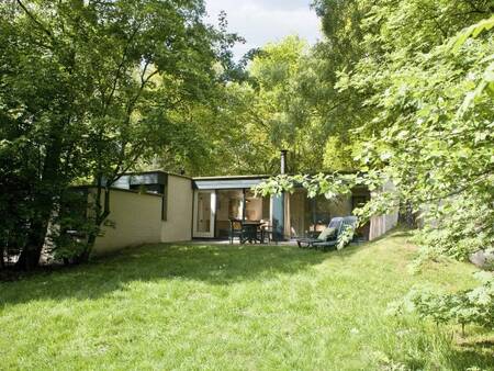 Holiday home with terrace and garden at Center Parcs De Huttenheugte