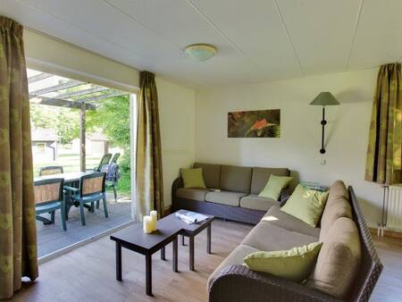 A living room of a holiday home at Center Parcs Park Eifel