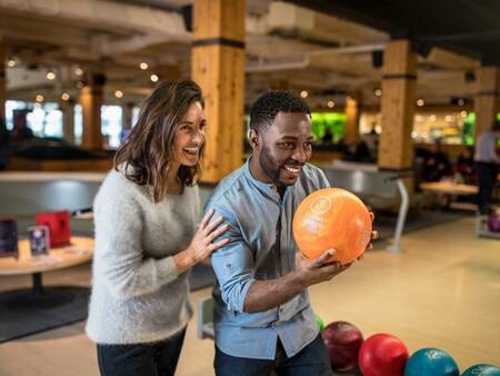 Go bowling with the family at Center Parcs Park Hochsauerland