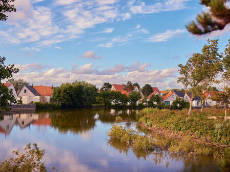 Holiday homes on the water at the Center Parcs Park Zandvoort holiday park