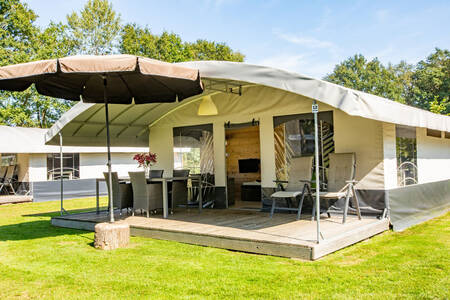 A tent villa at the De Witte Berg holiday park