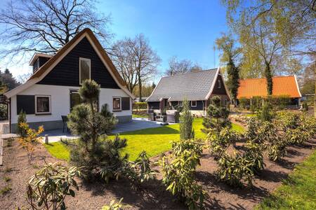 Detached holiday homes with large gardens at the EuroParcs De Hooge Veluwe holiday park