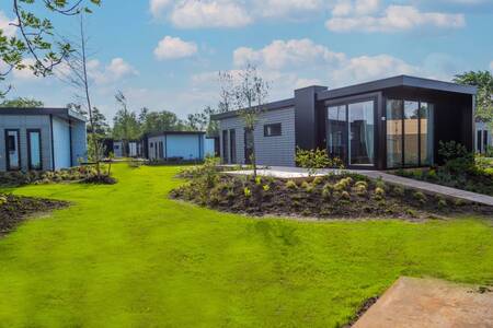 Detached chalets for 4 people at the small-scale holiday park EuroParcs De Wiedense Meren