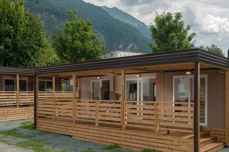 Chalet with covered veranda at holiday park EuroParcs Hermagor Nassfeld