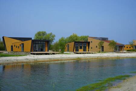 Holiday homes along the water at the EuroParcs Hindeloopen holiday park