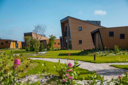 Holiday homes among the greenery at the EuroParcs Hindeloopen holiday park
