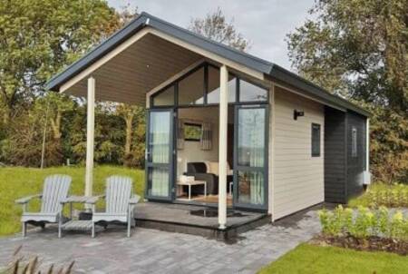 Detached chalet with veranda on holiday park EuroParcs Markermeer