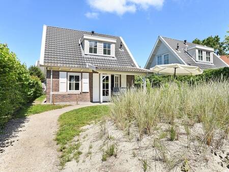 4-person bungalow 4BL at holiday park Landal Duinpark 't Hof van Haamstede