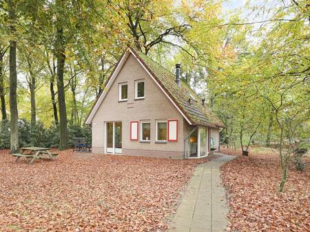 Autumn photo of a holiday home at Landal Landgoed 't Loo holiday park