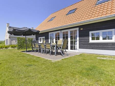 12-person farmhouse 12C for groups at Landal Strand Resort Nieuwvliet-Bad . holiday park