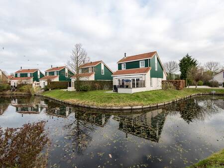 Holiday villas on the water at Landal Villapark Livingstone holiday park