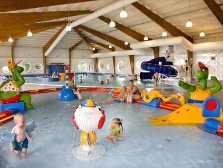 Toddler pool in the swimming pool of holiday park Landal Waterparc Veluwemeer