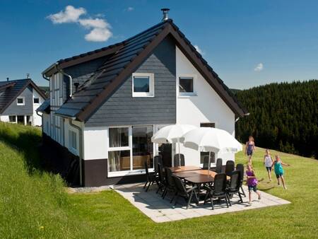 Garden of a detached holiday home at Landal Winterberg holiday park