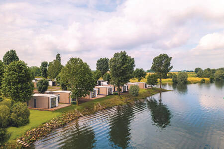 Detached holiday homes on the water at the MarinaPark Bad Nederrijn holiday park