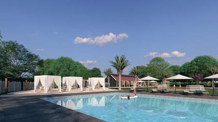 The outdoor pool of MarinaPark Residence Bloemendaal