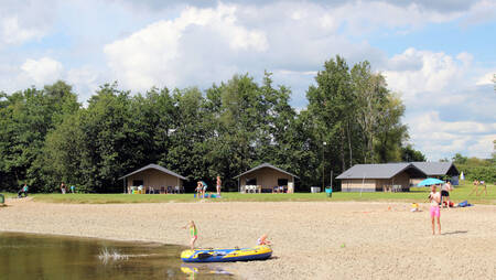 Furnished tents of the type "Hunebed" at holiday park Molecaten het Landschap