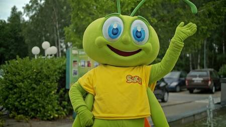 Sara de Grasshaan, the mascot of holiday park Park Molenheide