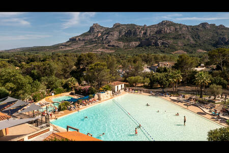 Aerial view of the outdoor pool of holiday park RCN Domaine de la Noguière