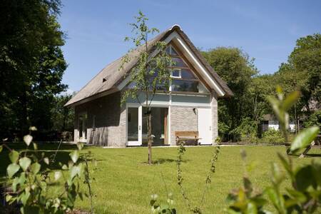 Detached holiday home with garden at the Roompot Buitenplaats De Marke van Ruinen holiday park