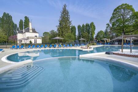 One of the outdoor pools of the Roompot Château des Marais holiday park
