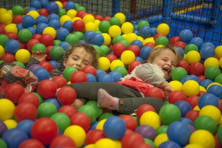 Children play in the ball pit - Roompot Holiday Park Aquadelta