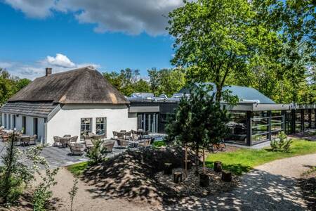 The outside terrace at the restaurant at Roompot Holiday Park Schaijk