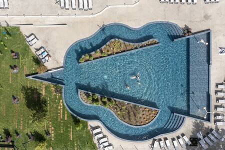 Aerial view of the outdoor pool of the Roompot Parc la Clusure holiday park