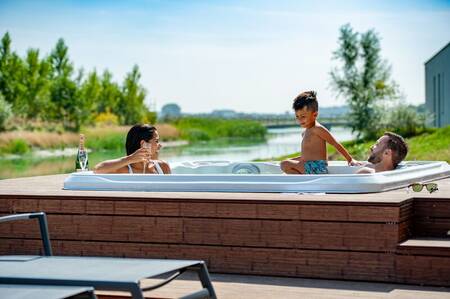 Jacuzzi in the garden of a luxury villa at Z'andvillas De Groote Duynen