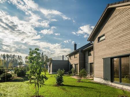 A look into the backyards of holiday homes at Center Parcs Park Allgäu