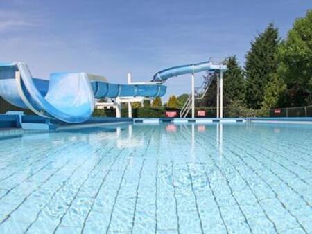 Outdoor swimming pool at Holiday Center 't Schuttenbelt