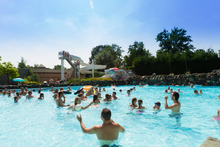 Outdoor pool Buitenhof de Leistert